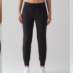 Lululemon On Track Jogger black